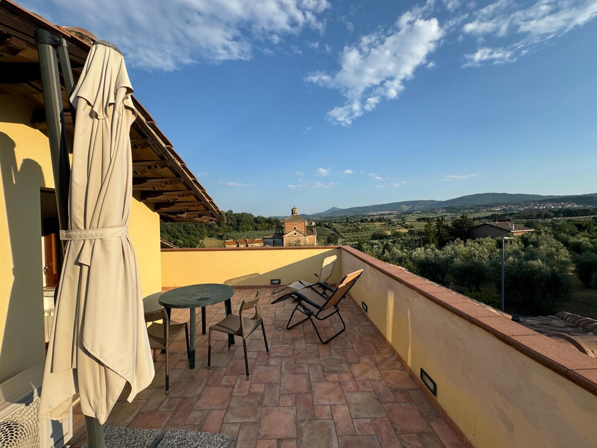 Madonna Della Rosa Apartment Chianciano Terme Exterior photo