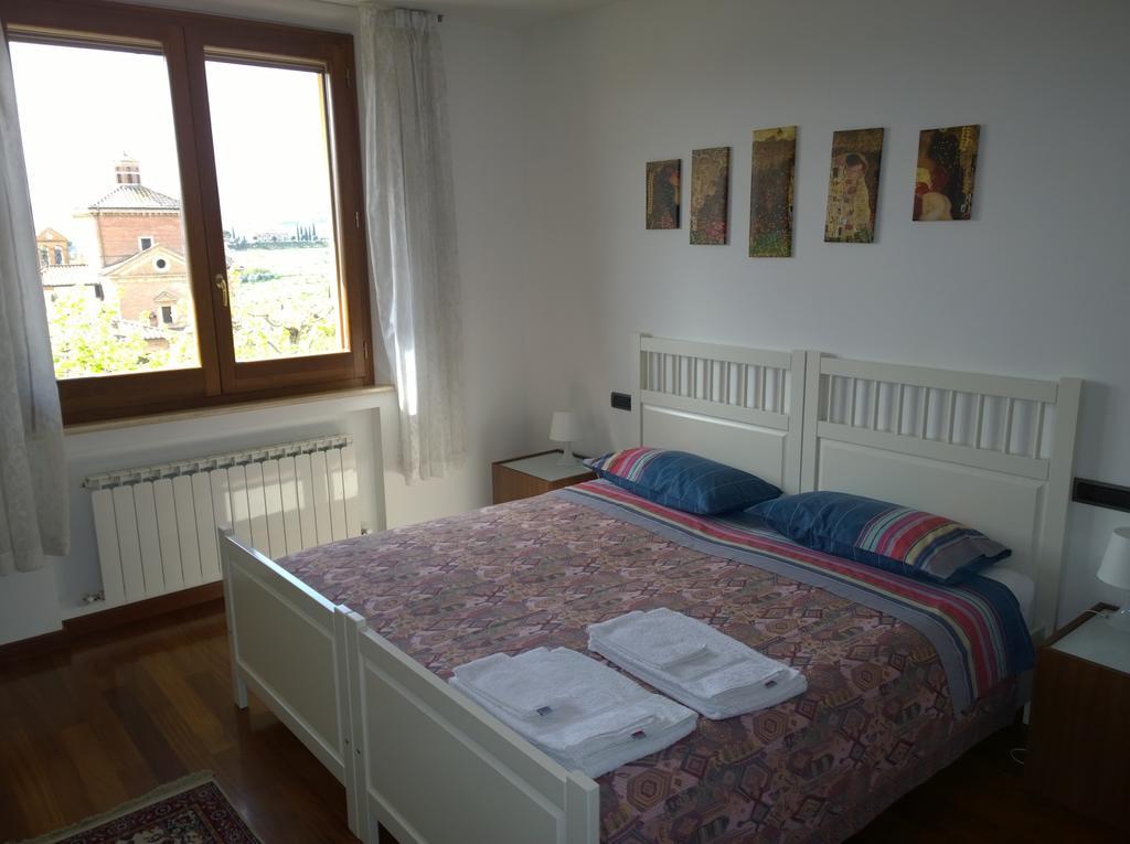 Madonna Della Rosa Apartment Chianciano Terme Room photo